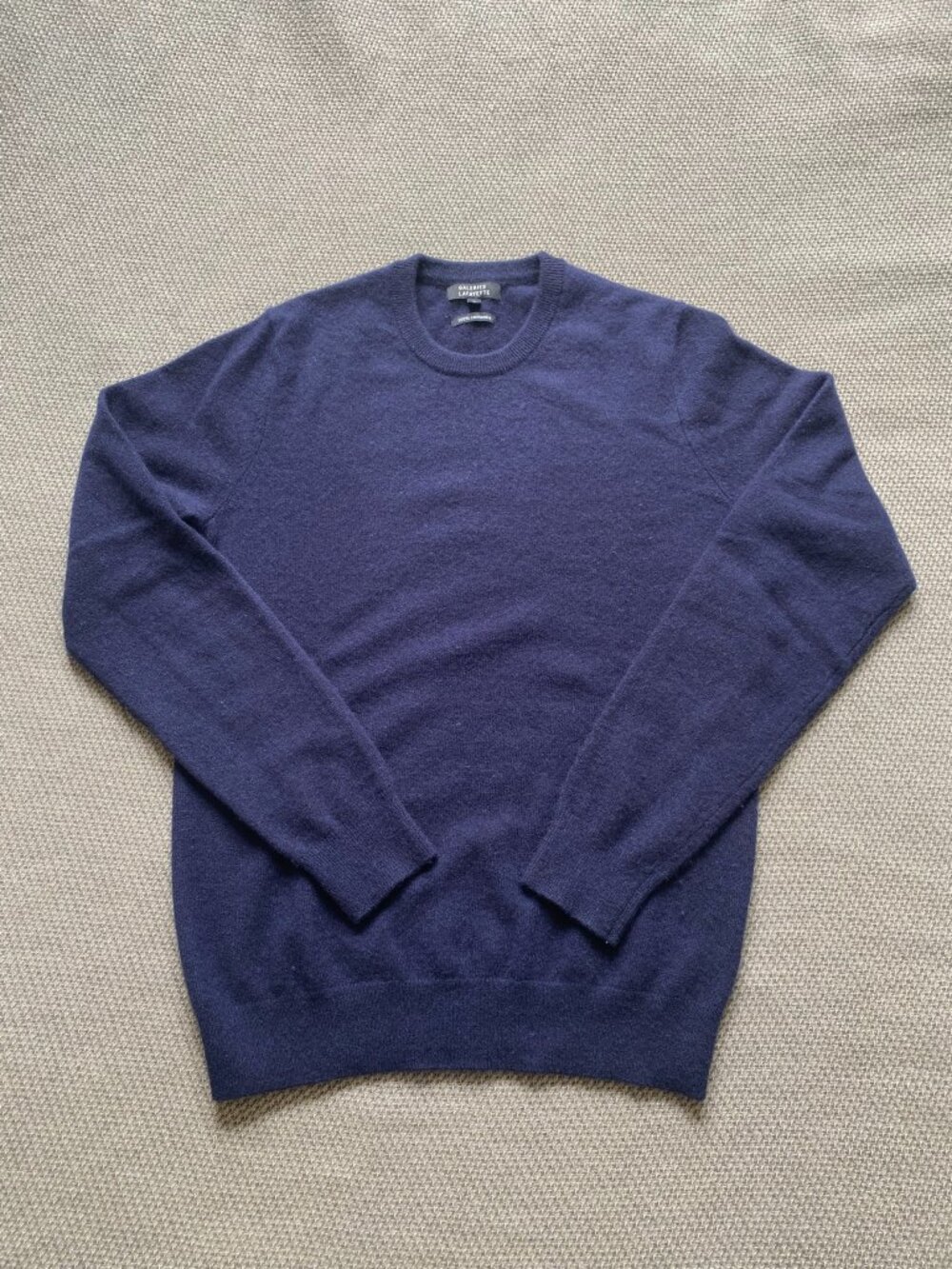 Galleries Lafayette men's navy cashmere crewneck sweater small